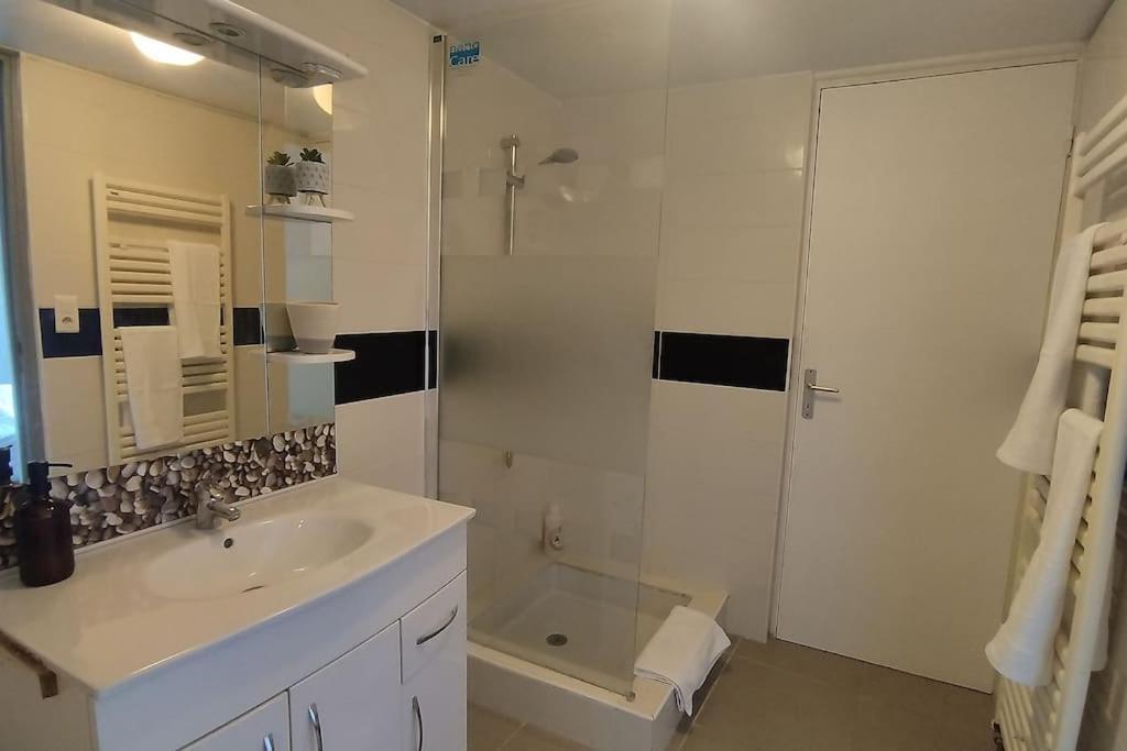 贝济耶Charmante Maison T2 De Plein Pied Avec Exterieur Calme Aux Arenes别墅 外观 照片