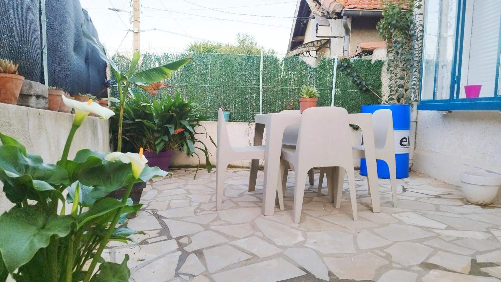 贝济耶Charmante Maison T2 De Plein Pied Avec Exterieur Calme Aux Arenes别墅 外观 照片
