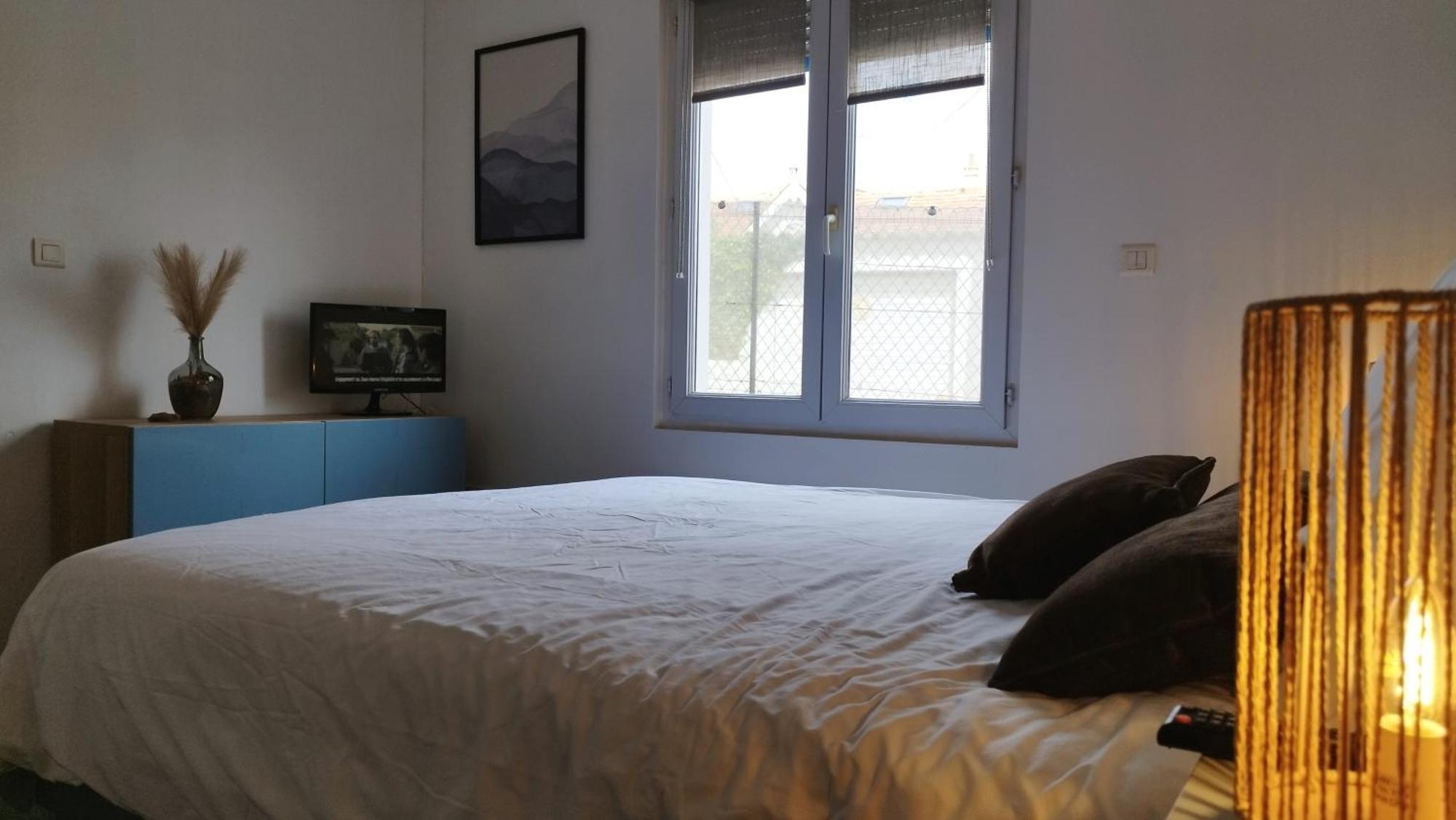 贝济耶Charmante Maison T2 De Plein Pied Avec Exterieur Calme Aux Arenes别墅 外观 照片